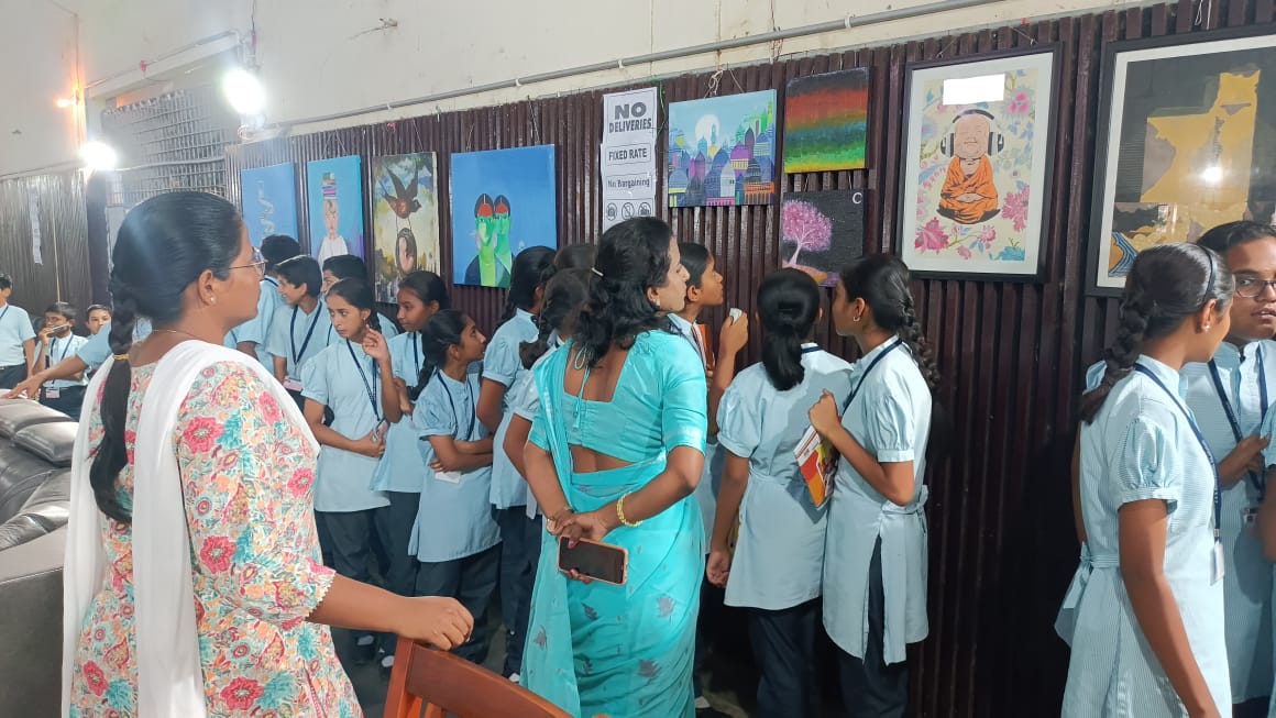 Visited to Young Artist Art Exhibition — photo 4