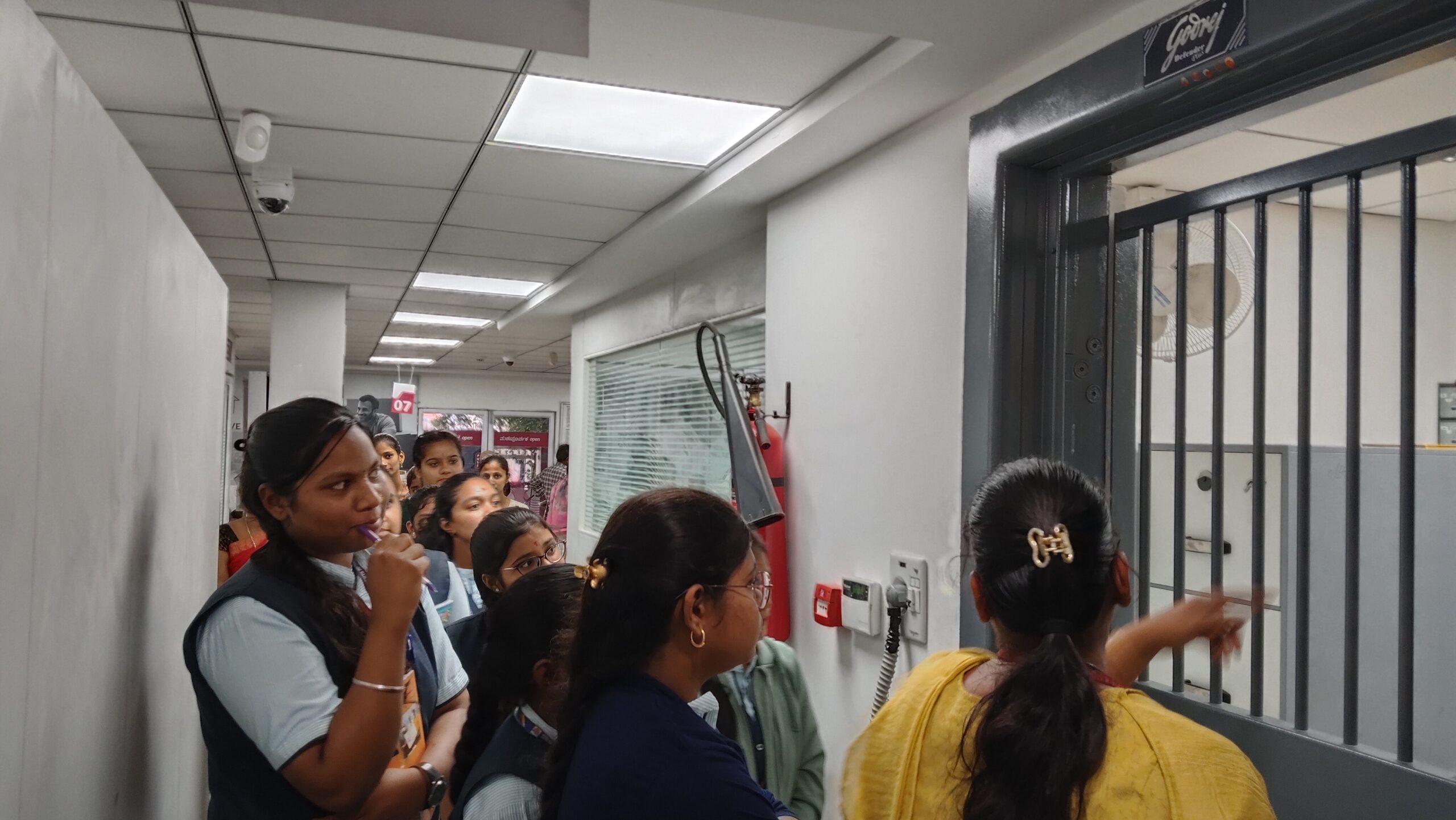 Field Trip to Axis Bank — photo 22