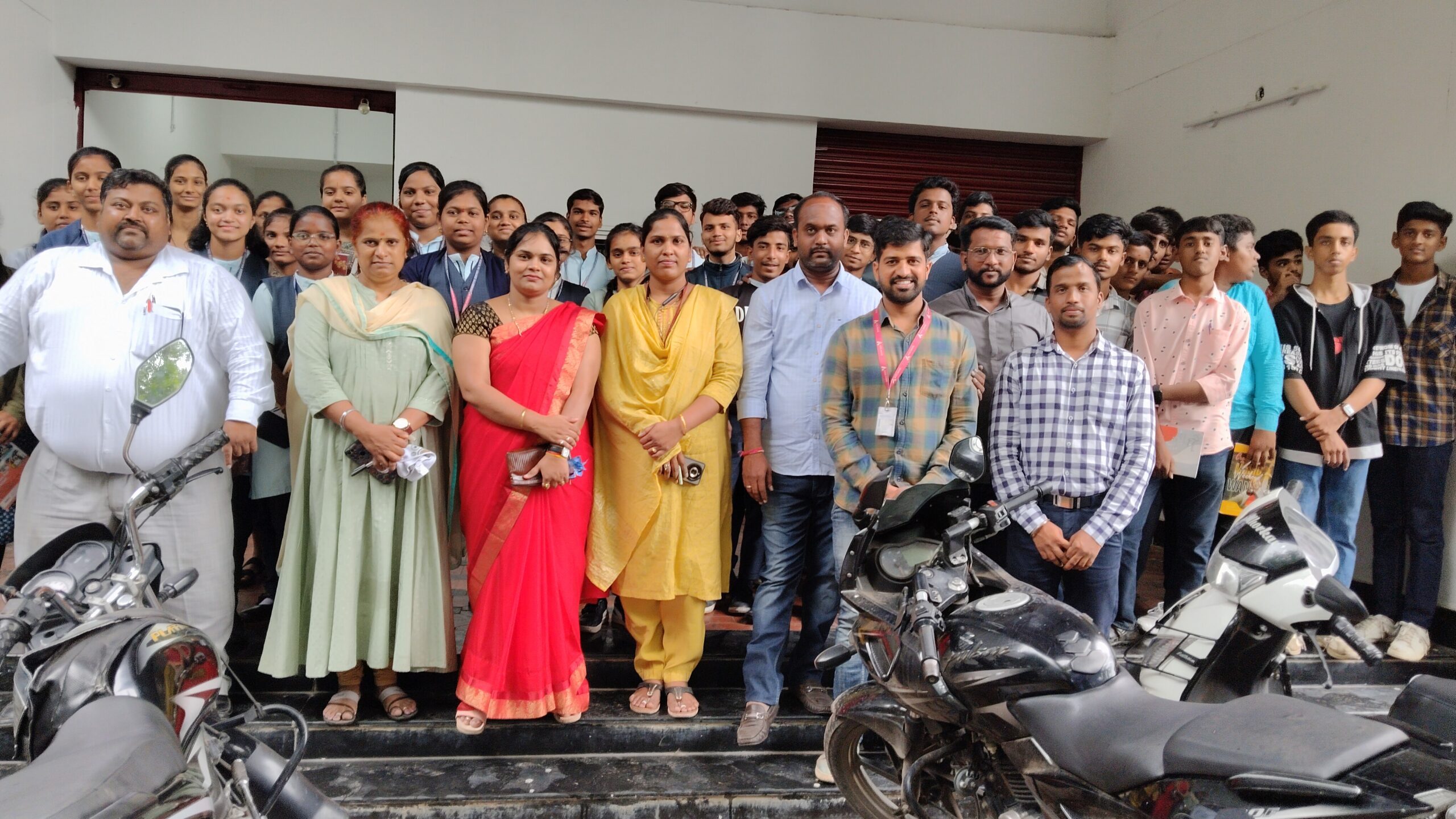 Field Trip to Axis Bank — photo 15