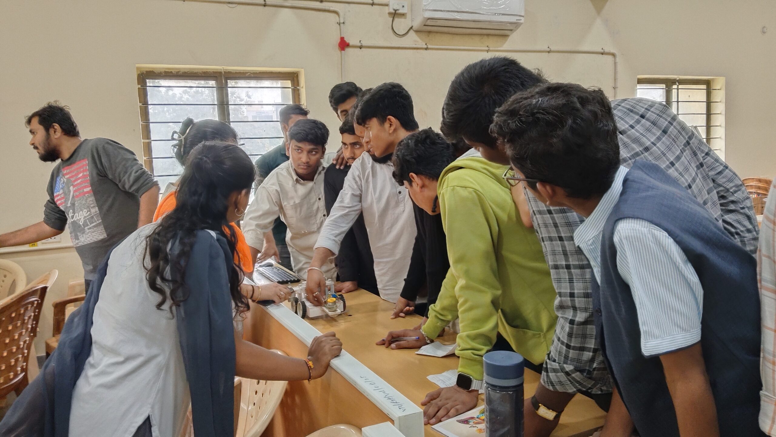 Field Trip VTU College — photo 10