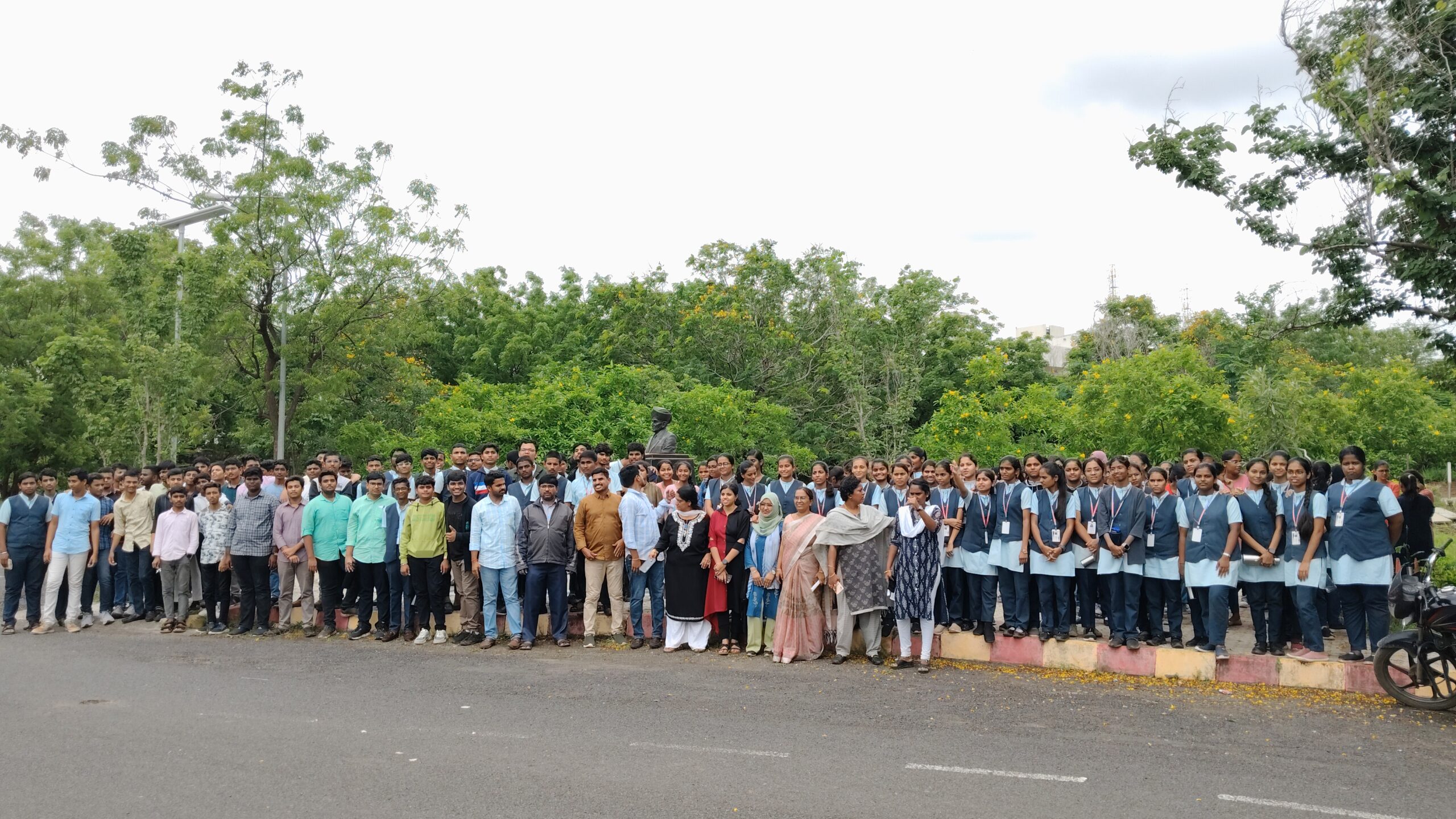 Field Trip VTU College — photo 6